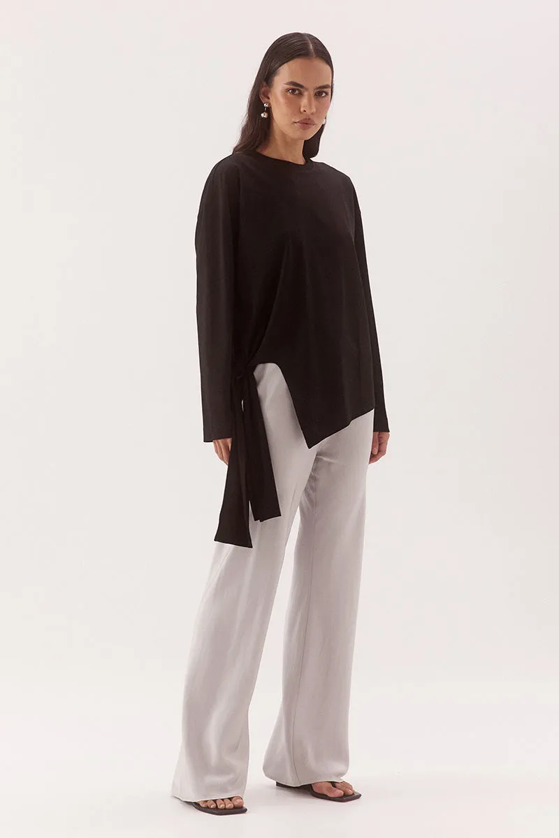 BLAKE LONGSLEEVE TEE - BLACK sold by SOVERE product image thumbnail 3