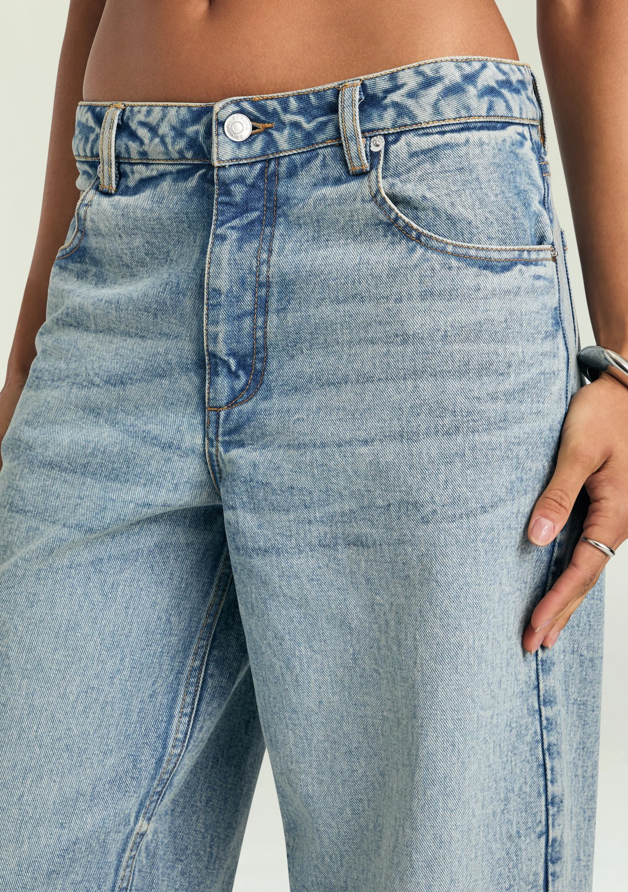 Keria Relaxed Jean sold by Seroya product image thumbnail 3