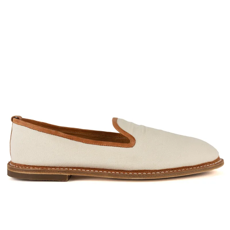 JANET 92011<br>Pepper bianco loafer made by ALBERTO FASCIANI