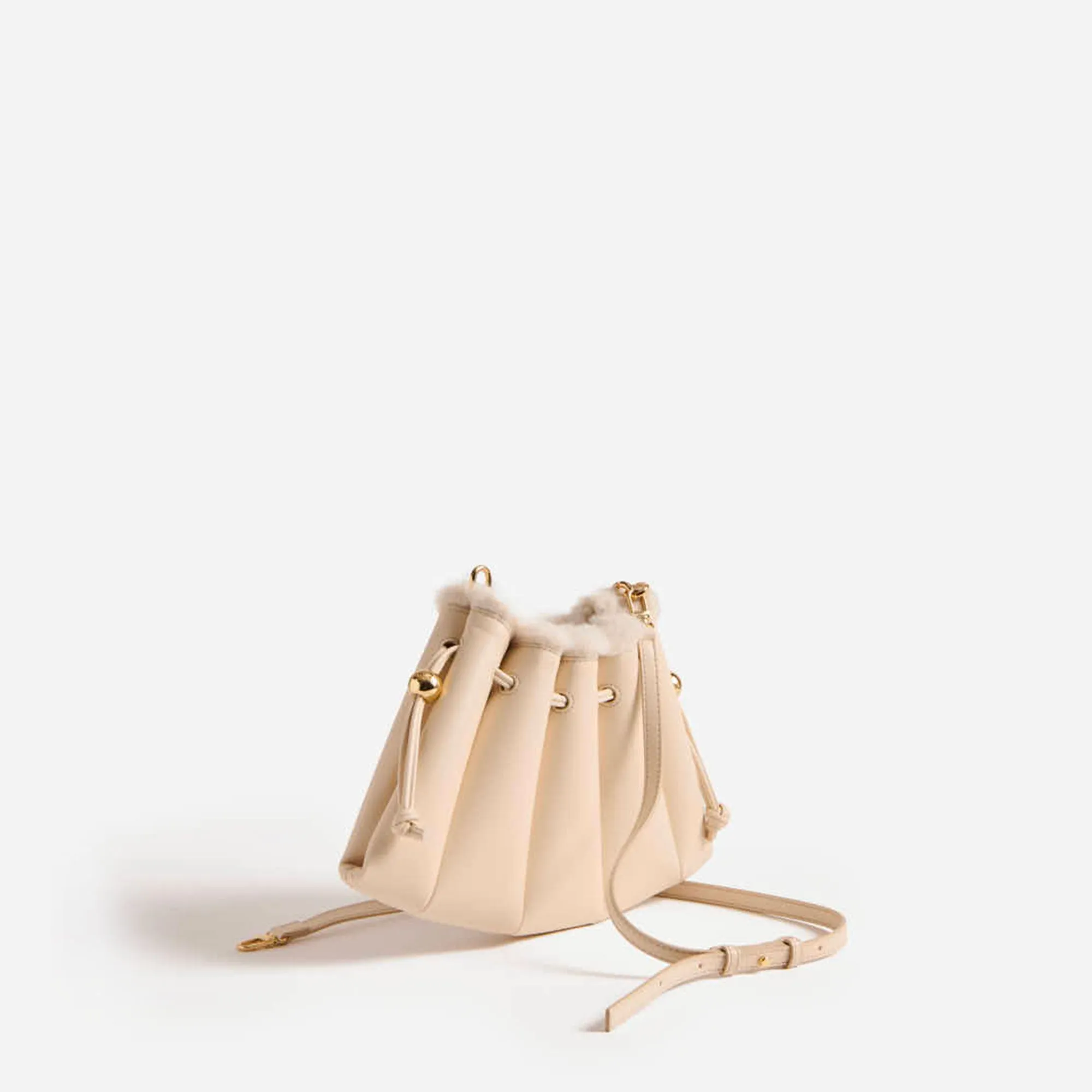 DAFNE FUR EFFECT EDGES SHELL sold by THEMOIRÃ product image thumbnail 3