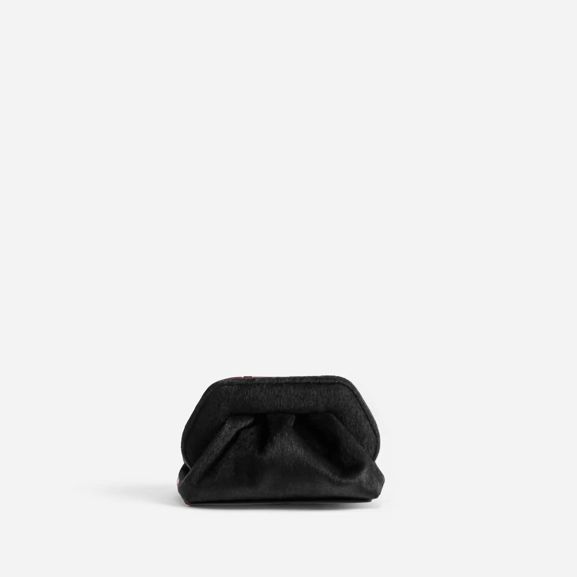 TIA PONY EFFECT BLACK sold by THEMOIRÃ