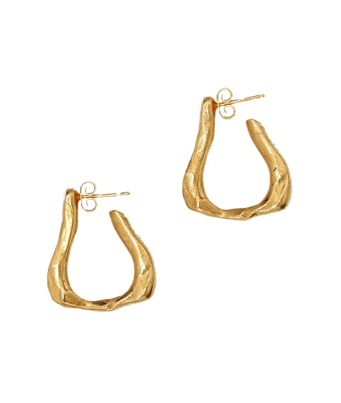The Link of Wanderlust Hoops made by Alighieri