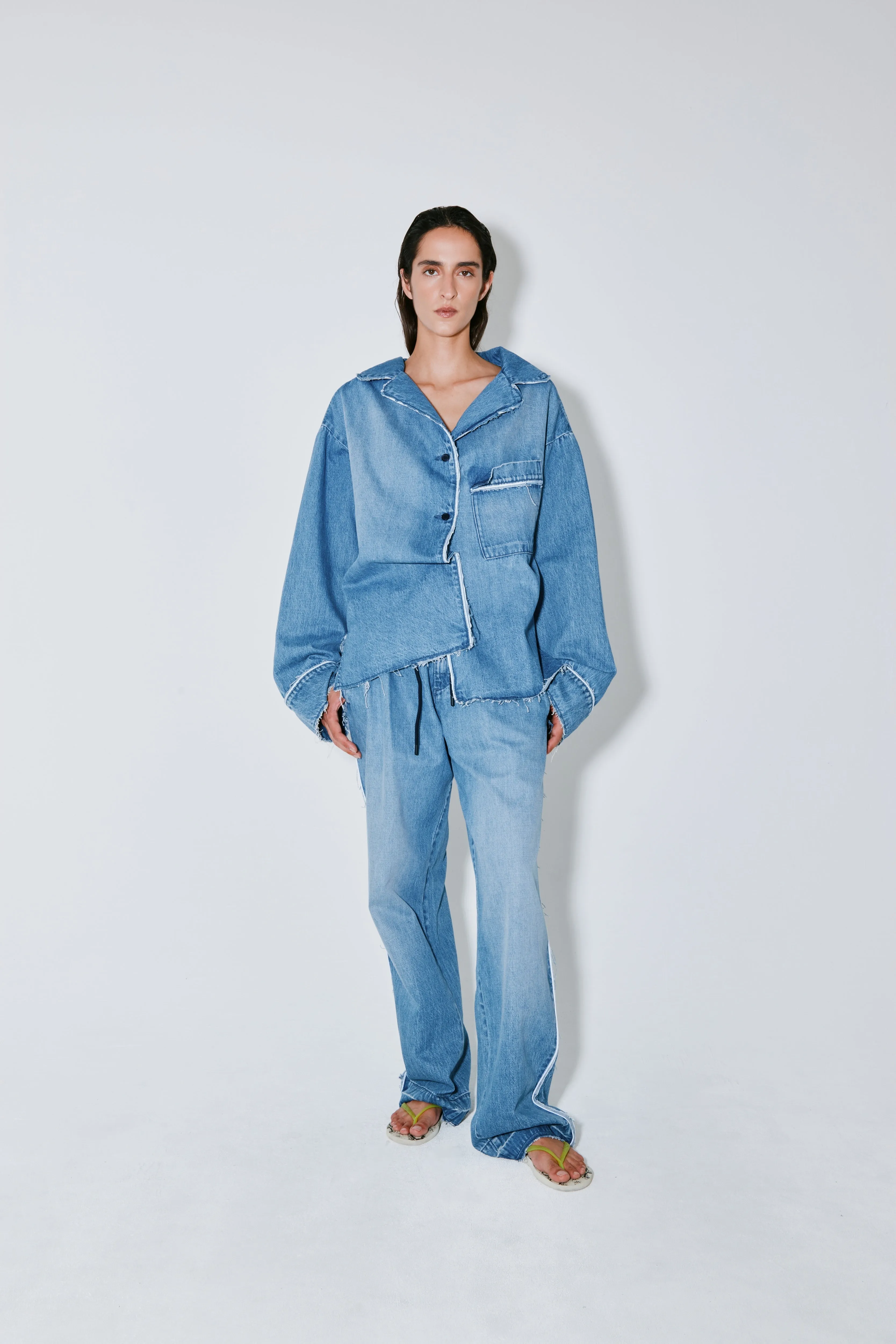 CHRISTINA shirt blue washed sold by FAÃON JACMIN