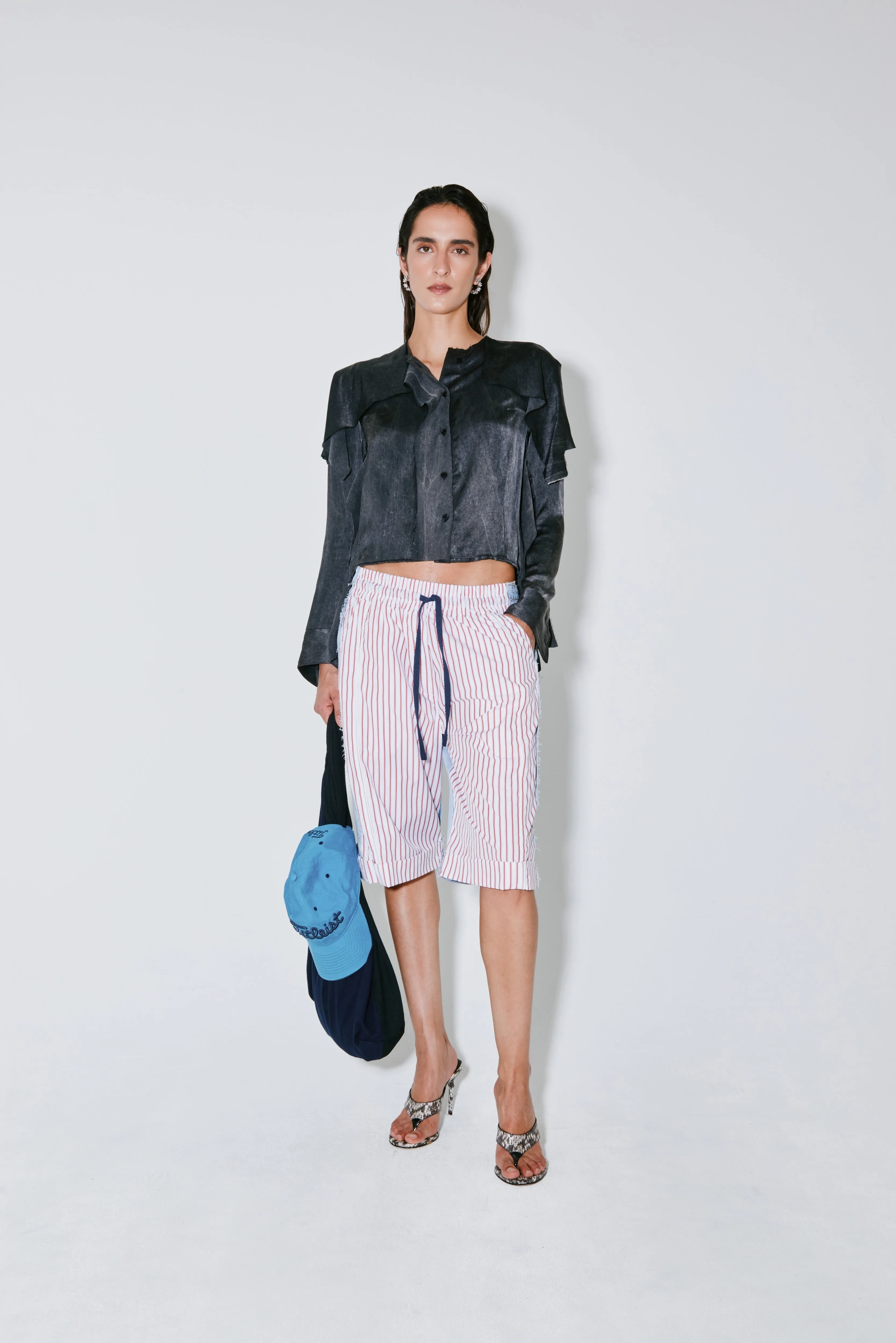 CONNER shirt dark grey sold by FAÃON JACMIN