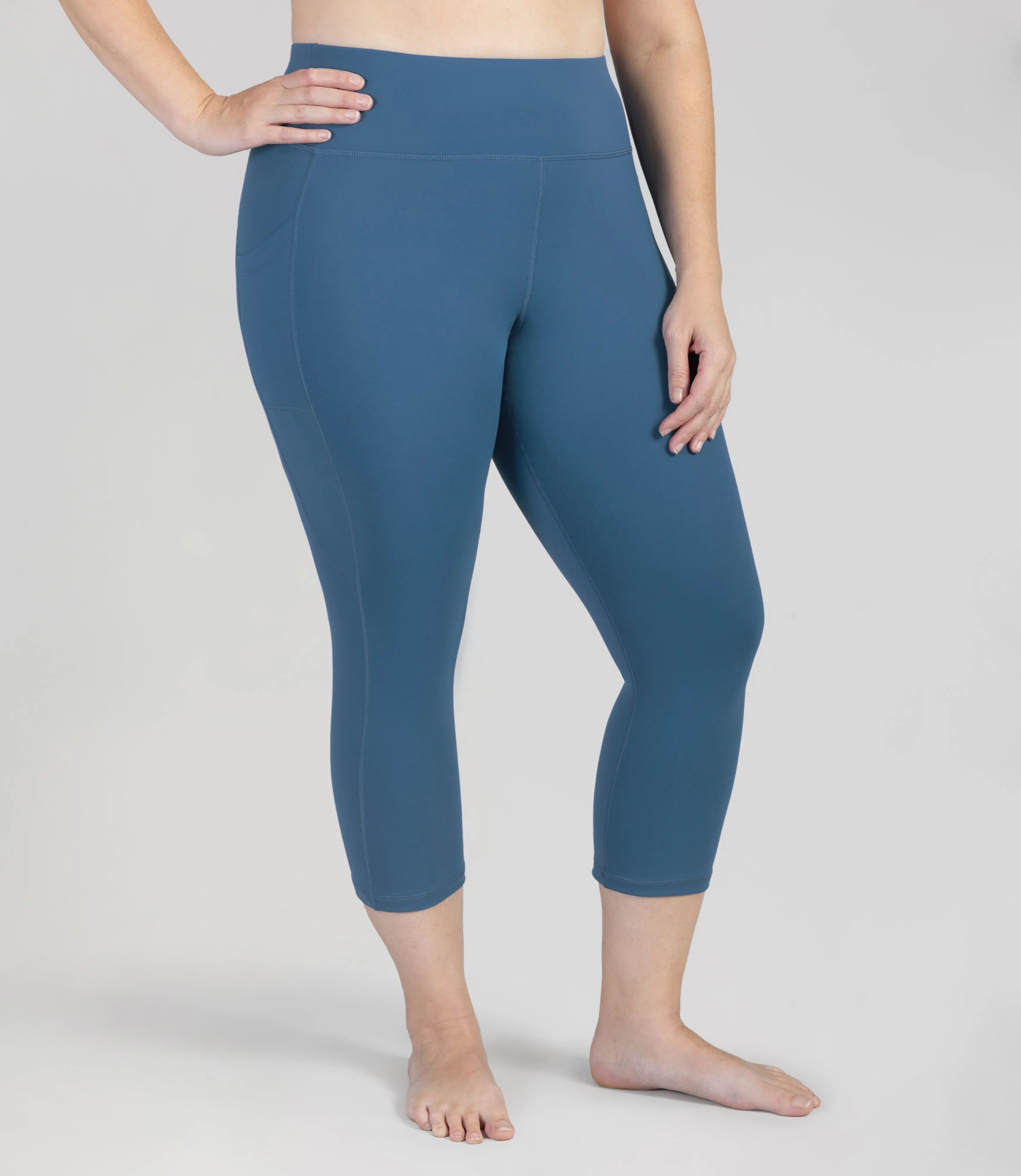 JunoStretch Side Pocket Capris Serenity Blue sold by JunoActive product image thumbnail 3