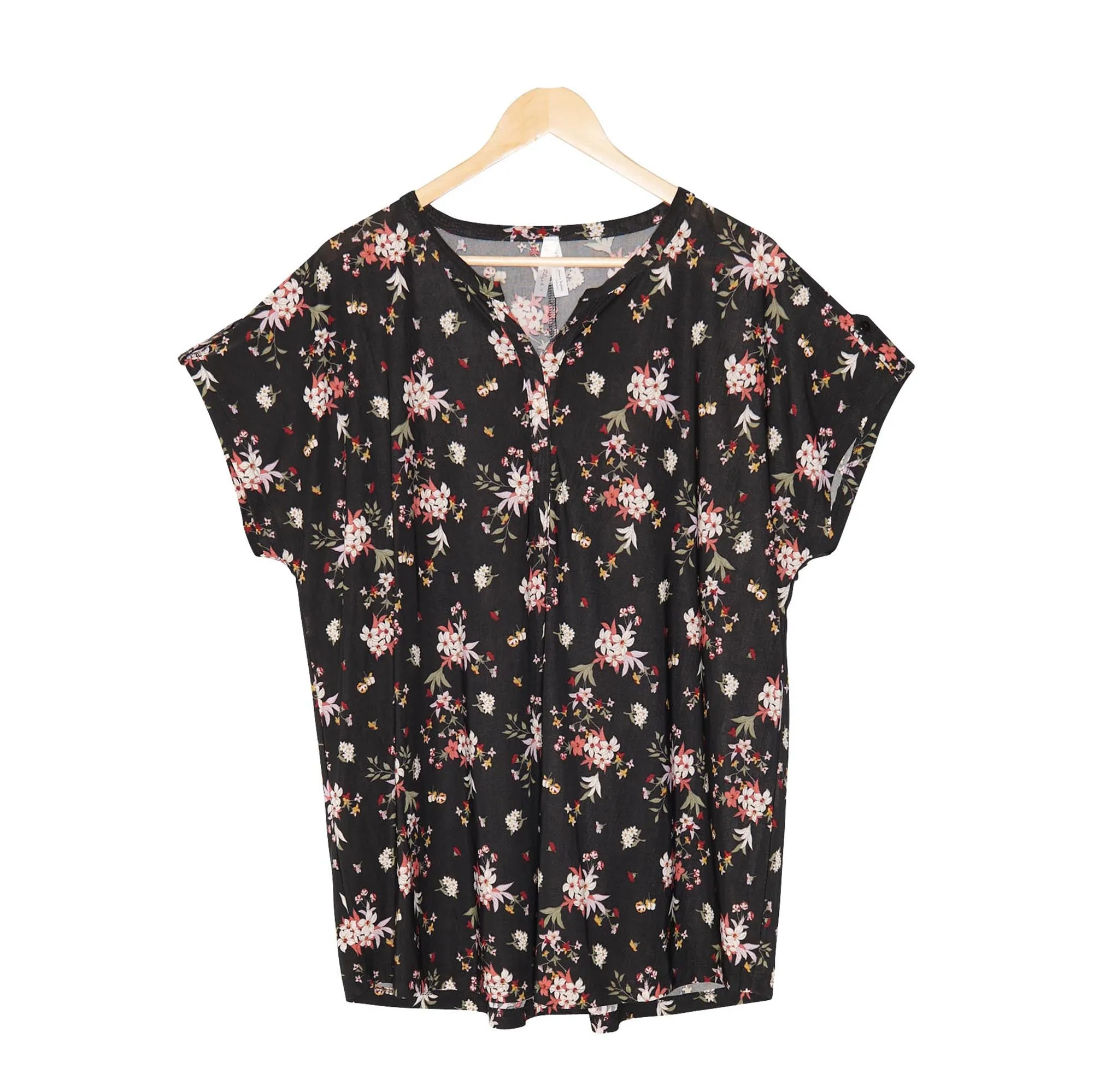 Women's Plus Short Sleeve Printed Henley Top sold by Giant Tiger product image thumbnail 2