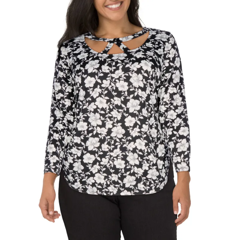 Women's Plus Long-Sleeve Round Neck Blouse sold by Giant Tiger