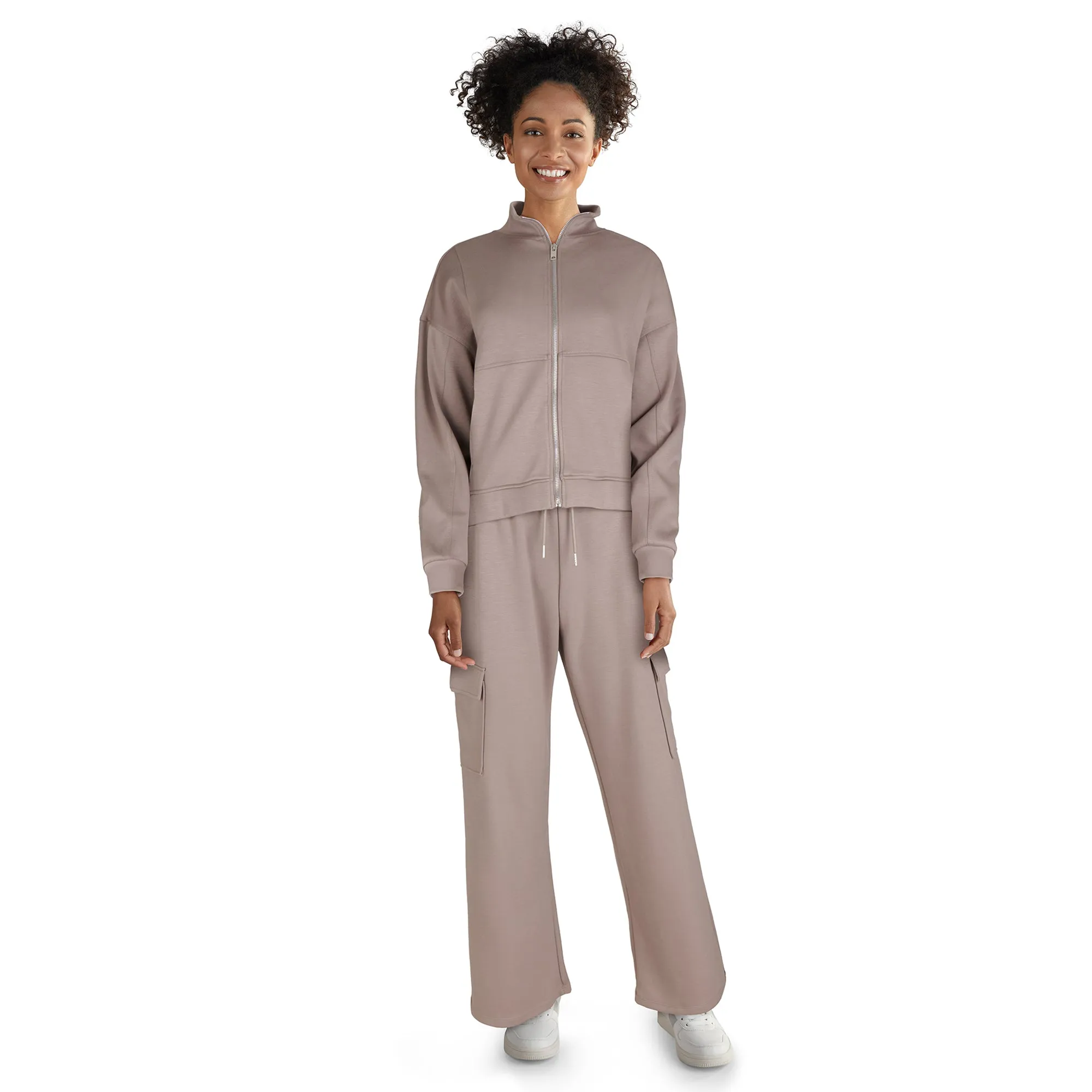 Limited Collection Women's Cargo Scuba Joggers sold by Giant Tiger product image thumbnail 4