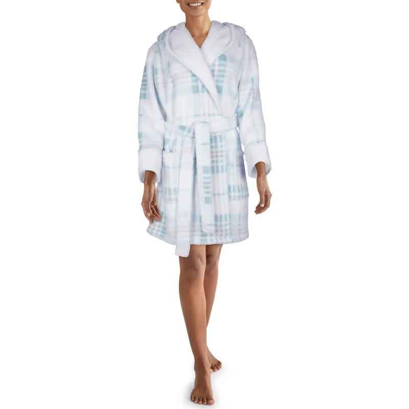 Carisma Women's Knee-Length Robe sold by Giant Tiger