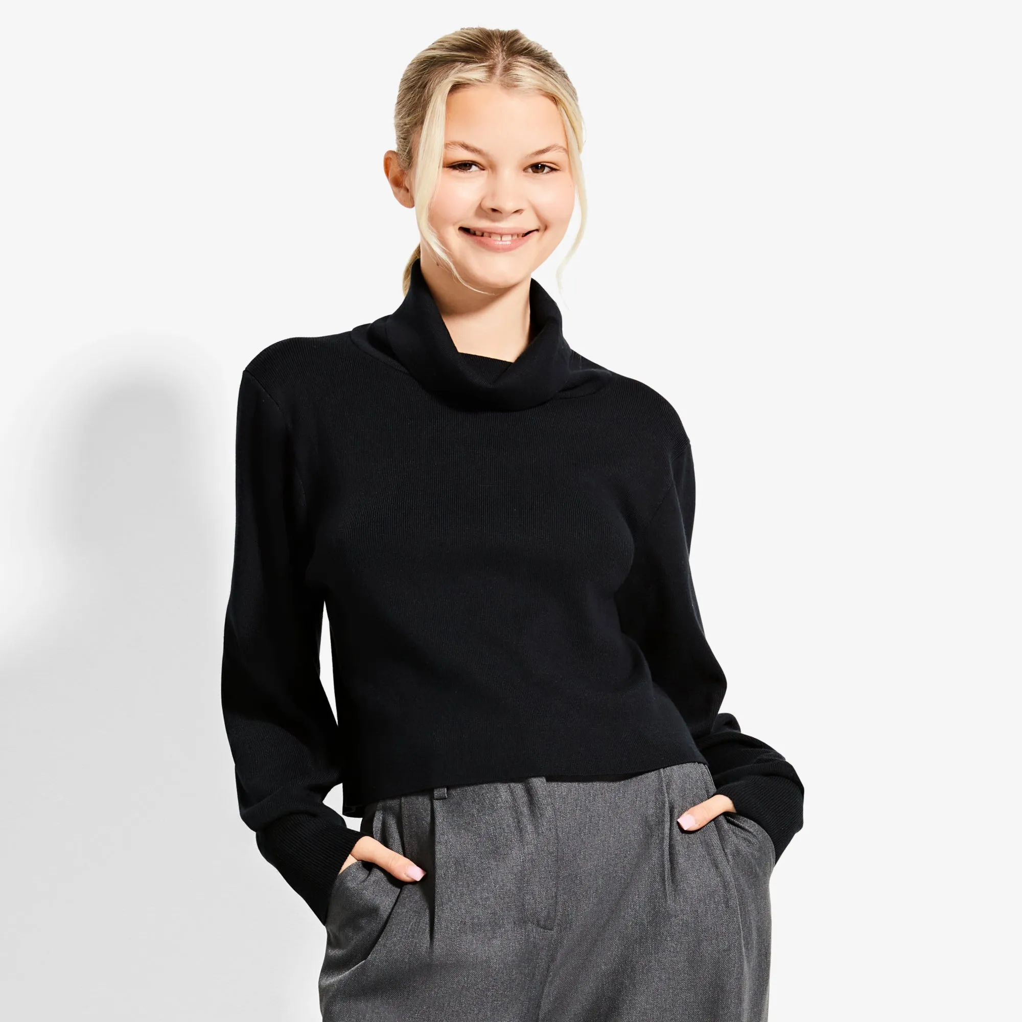 Limited Collection Woman's Cropped Turtleneck Sweater sold by Giant Tiger product image thumbnail 2