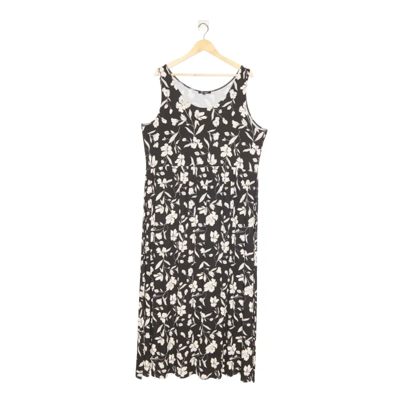 lily morgan Women's Plus Mystic Printed Maxi Dress sold by Giant Tiger