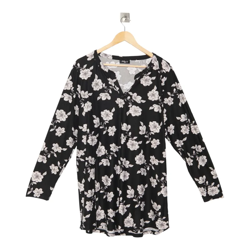 Women's Plus Long Sleeve Printed Top sold by Giant Tiger