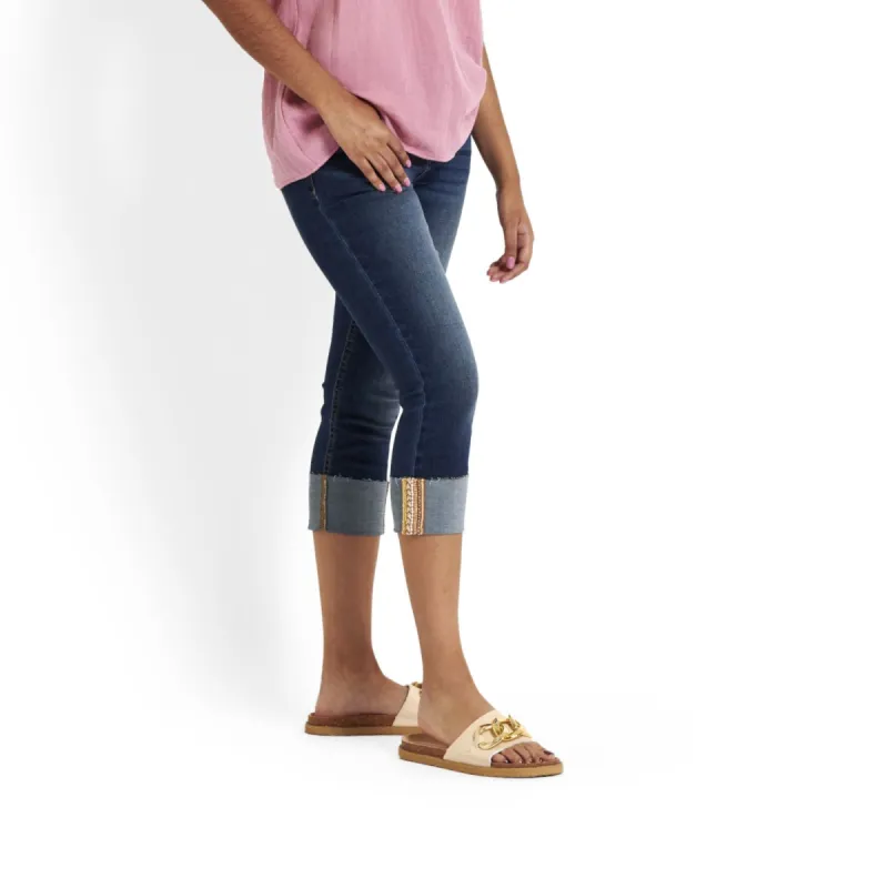 mySTYLE Women's High-Waisted Skinny Capris sold by Giant Tiger