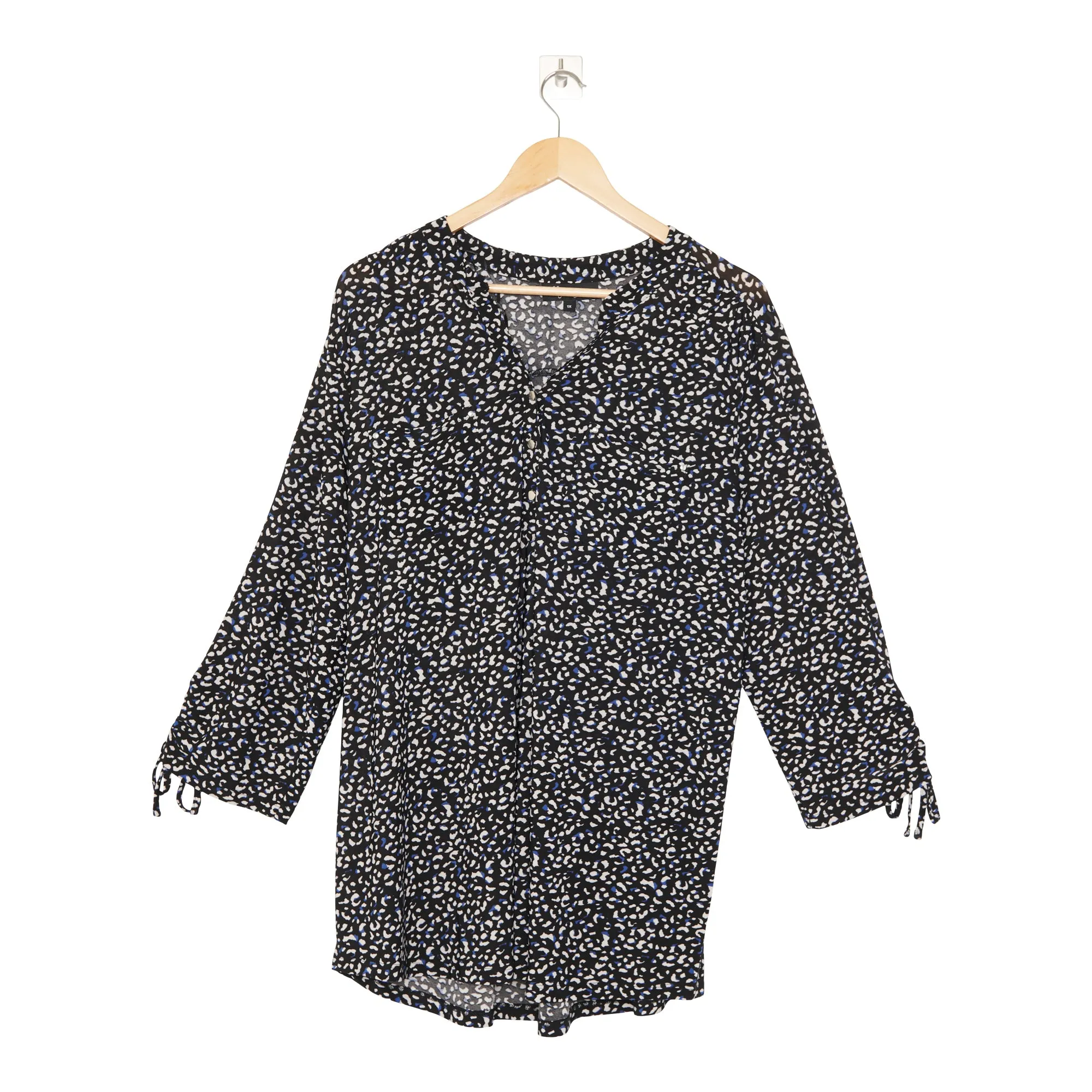 lily morgan Women's Plus Winter Chic Printed Button Split V-Neck Top sold by Giant Tiger product image thumbnail 3