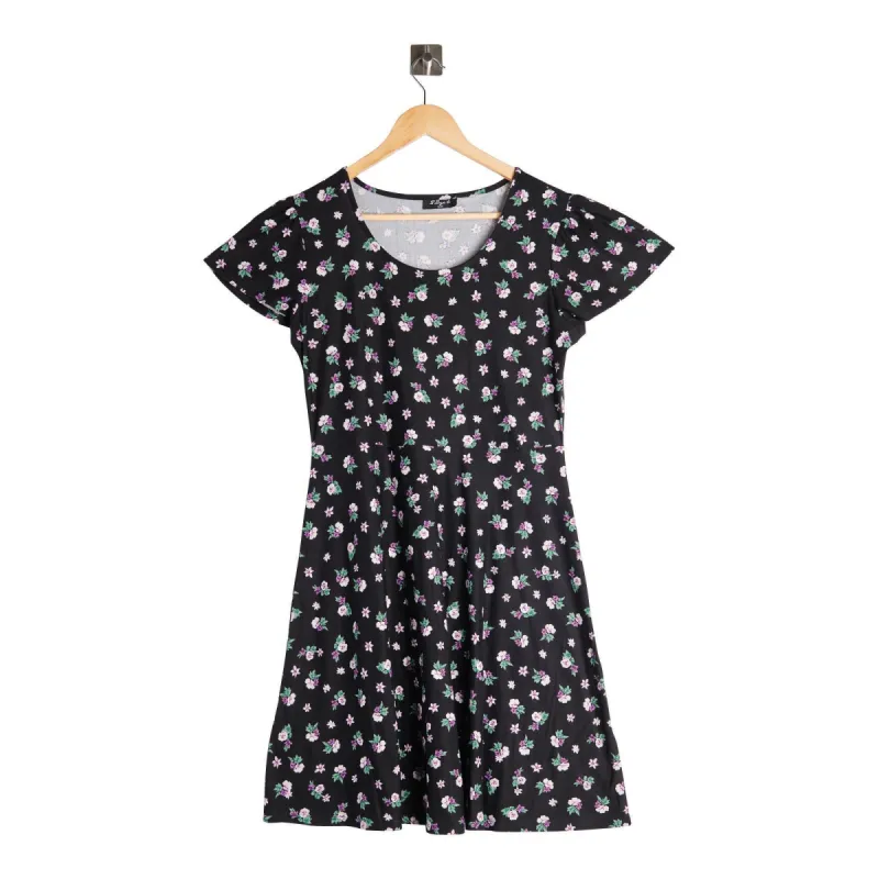 Women's Cap Sleeve Printed Skater Dress sold by Giant Tiger