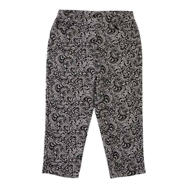 Classic Editions Women's All-Over Print Capri sold by Giant Tiger