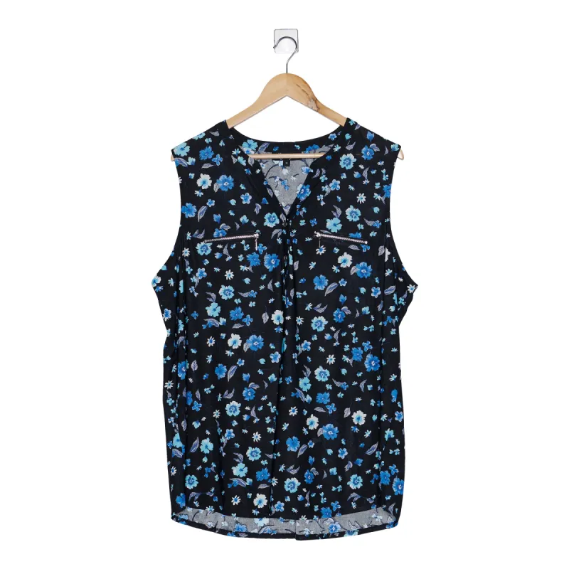 lily morgan Women's Plus Pocket Trim Printed Top sold by Giant Tiger