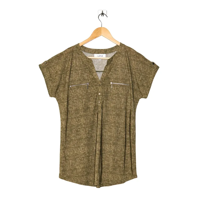 mySTYLE Women's Quest Cap Sleeve Top with Zip Front sold by Giant Tiger