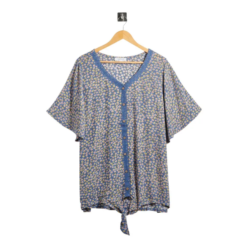 mySTYLE Women's Plus Printed Short Sleeve Button Up V-Neck with Tie Front sold by Giant Tiger