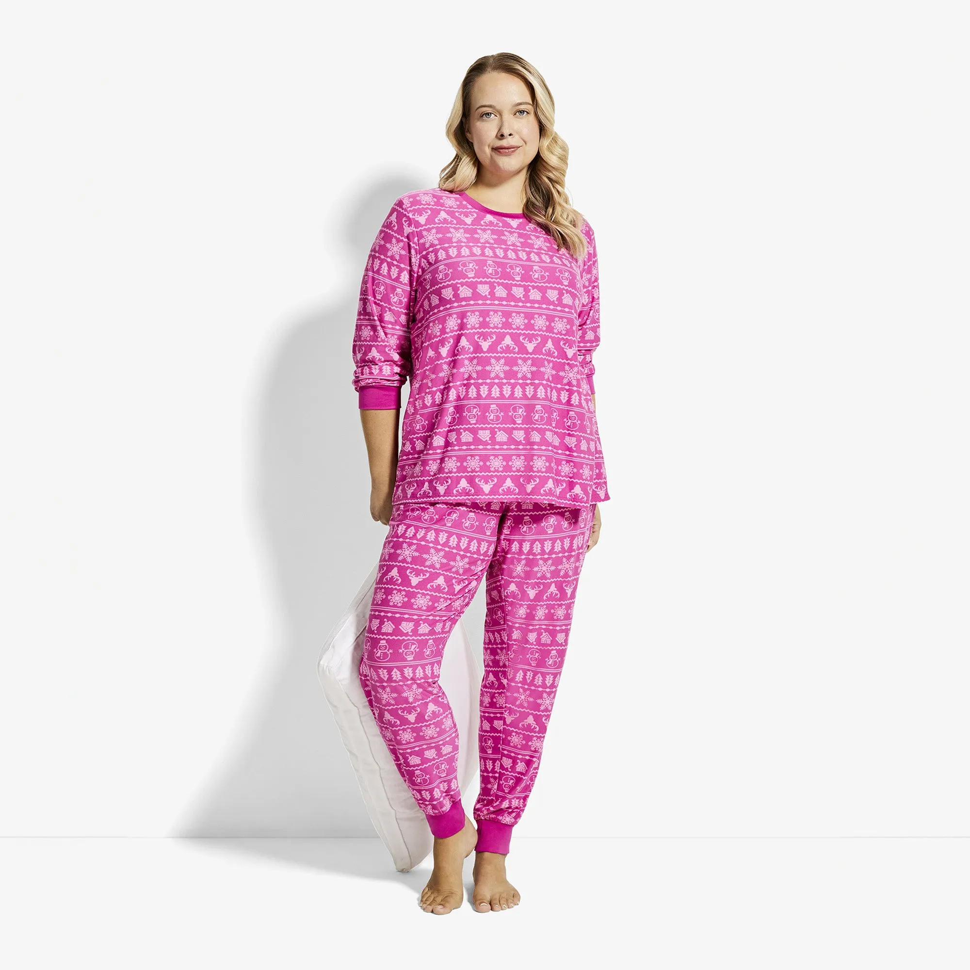 Carisma Women's Plus Long Sleeve Ankle Length Pajama Set sold by Giant Tiger