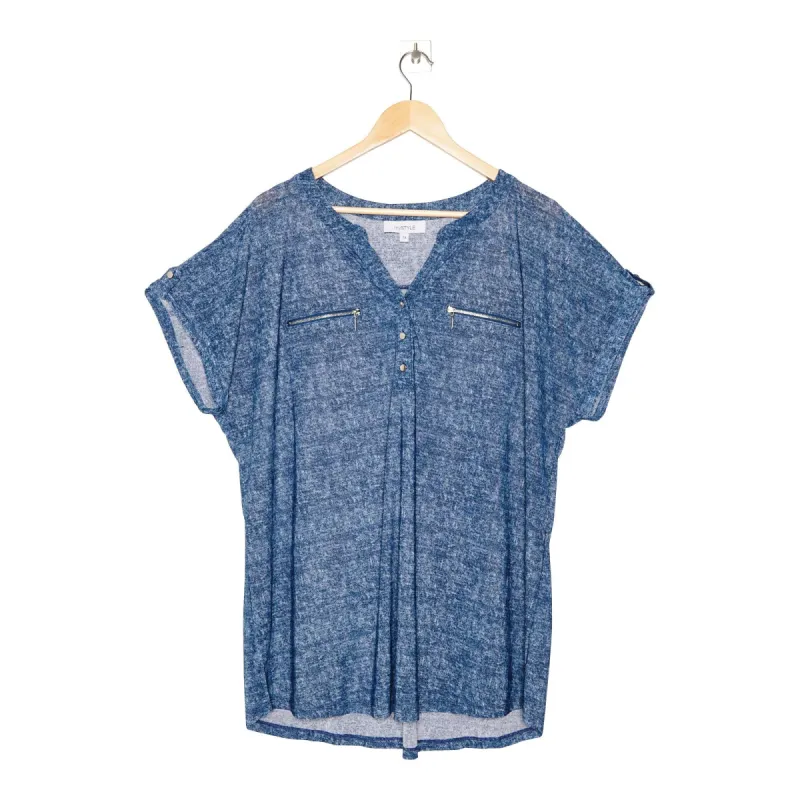 mySTYLE Women's Plus Cap Sleeve Top with Zip Front sold by Giant Tiger