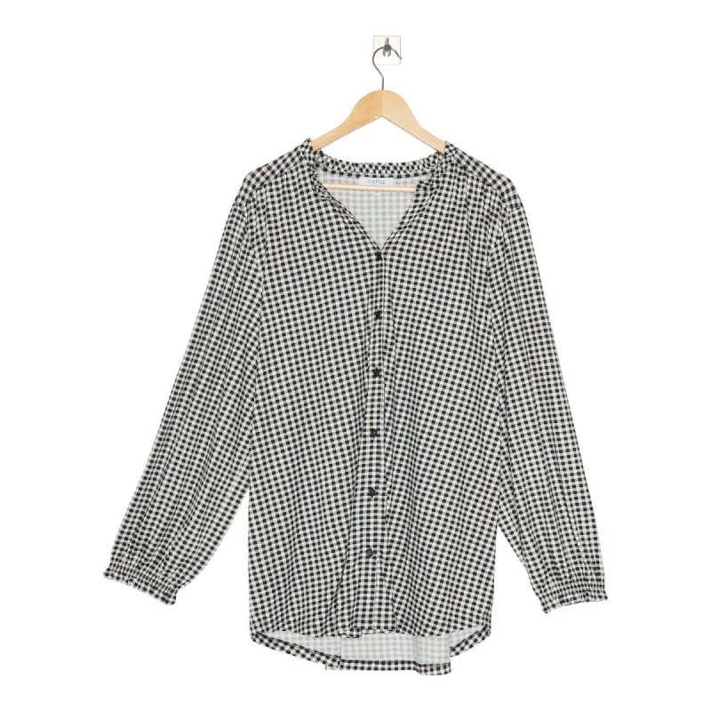 mySTYLE Women's Plus North Country Printed Ruffle Neck Top sold by Giant Tiger