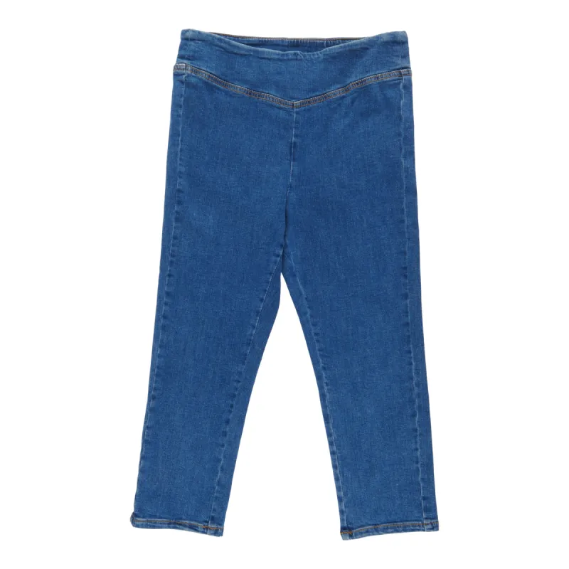 Women's Capris sold by Giant Tiger