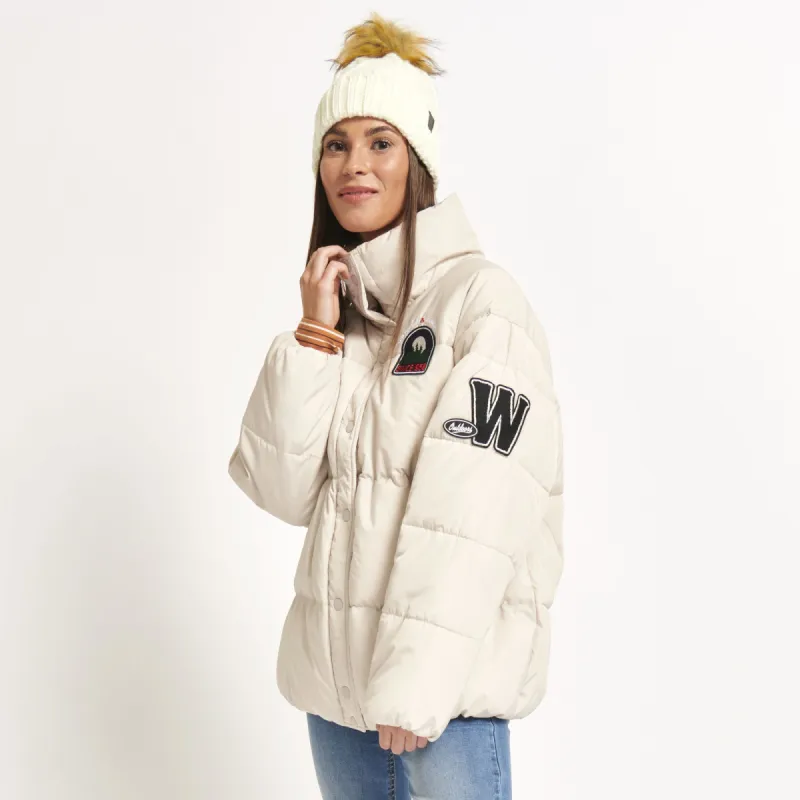 Mountain Ridge Women's Outdoor Puffer Jacket sold by Giant Tiger