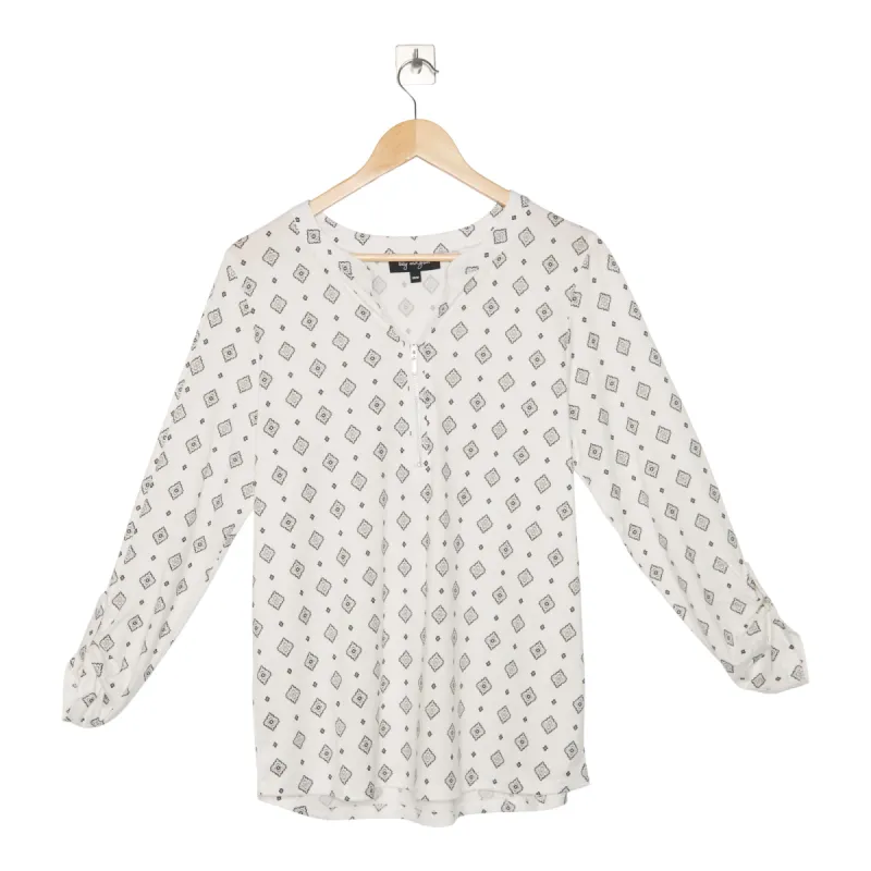 lily morgan Women's Spring Flair Long Sleeve Printed Top sold by Giant Tiger