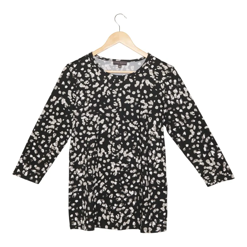 Classic Editions Women's Spring View Printed Top with Stud Detailing made by Giant Tiger