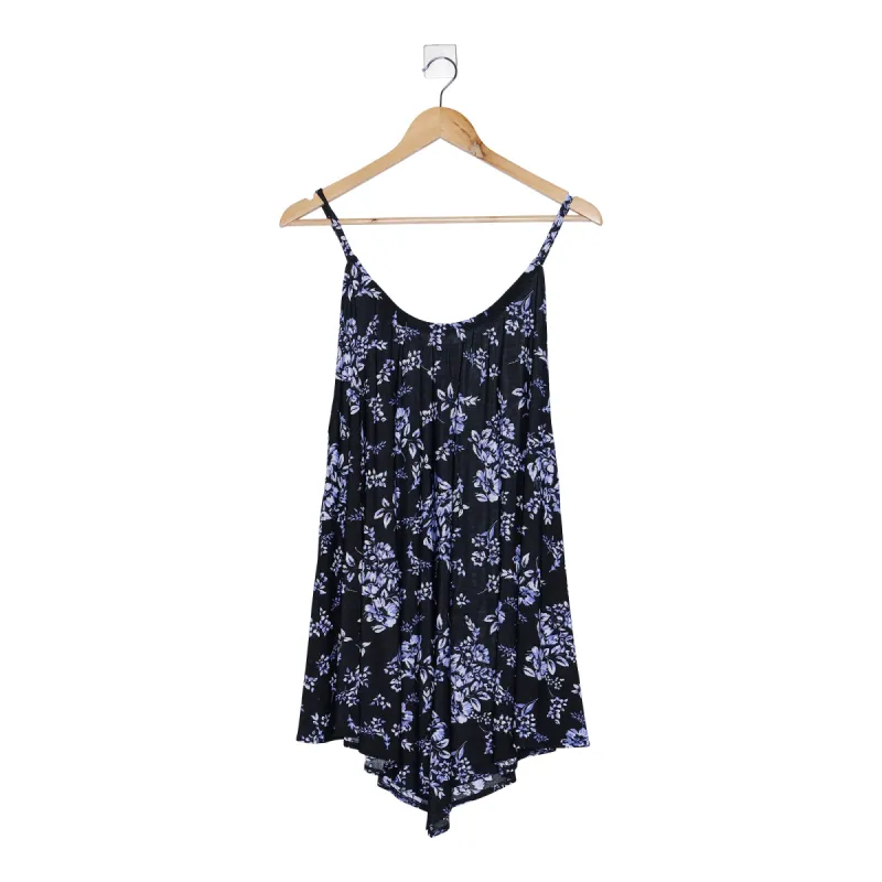 lily morgan Women's Plus Printed Hanky Hem Cami sold by Giant Tiger