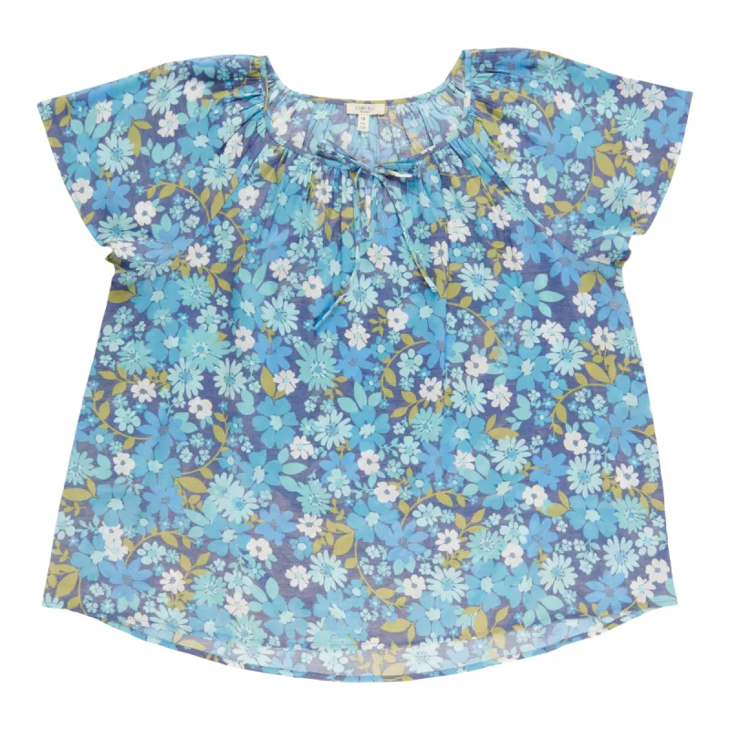 Women's Plus Short Sleeve Flutter Sleeve Blouse sold by Giant Tiger