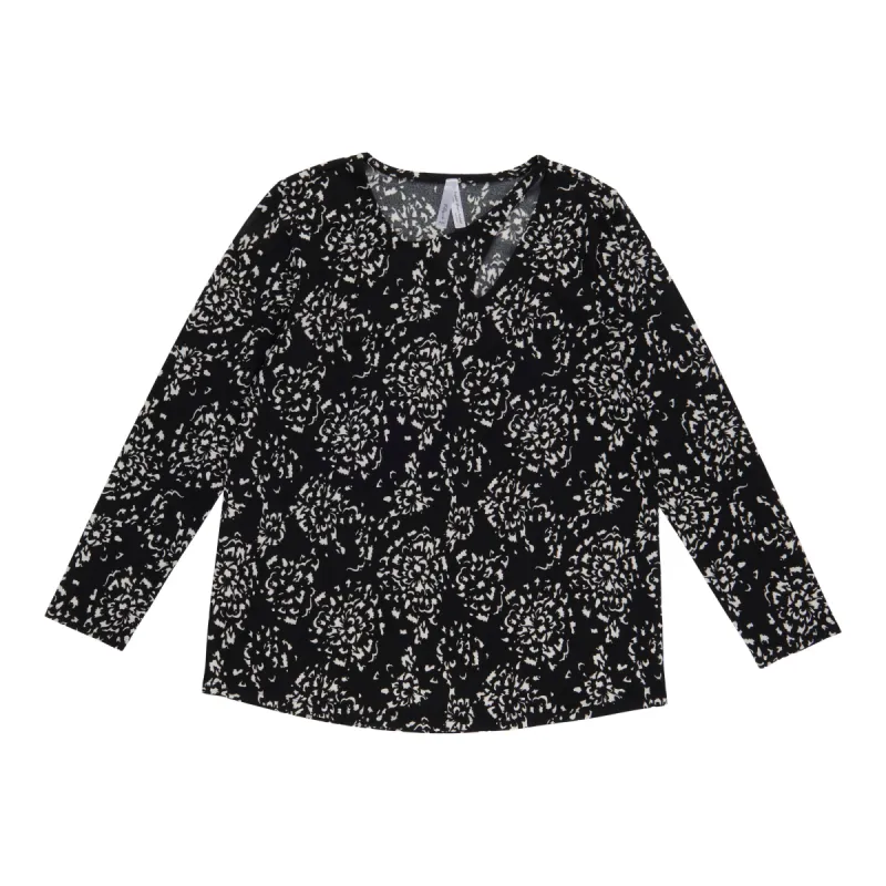 Women's Shoulder Detail Top sold by Giant Tiger