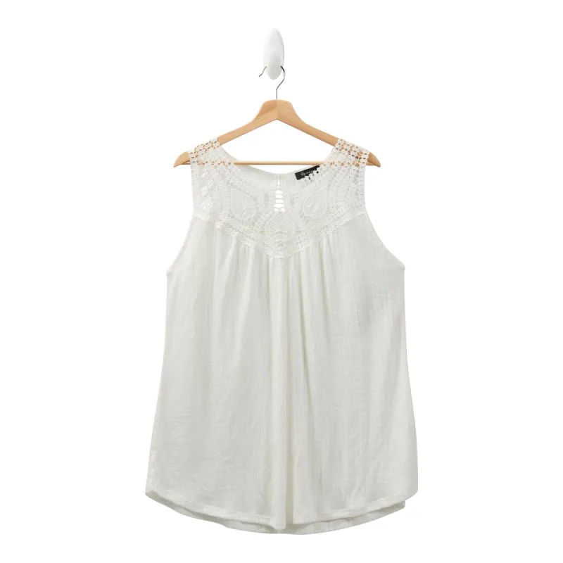 lily morgan Women's Plus Crochet Trim Tank Top - 1X-3X sold by Giant Tiger