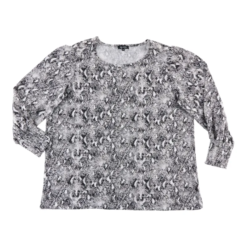 lily morgan Women's Plus Shoulder Detail Top sold by Giant Tiger