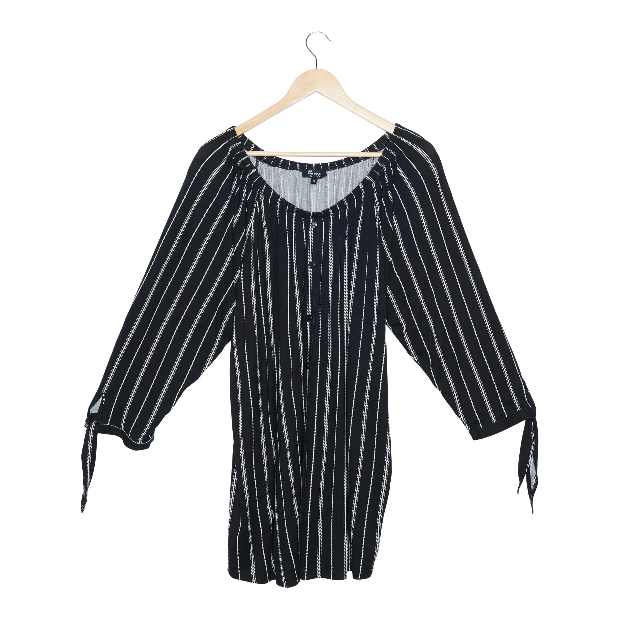 lily morgan Women's Plus Urban Chic Off The Shoulder Top sold by Giant Tiger product image thumbnail 2