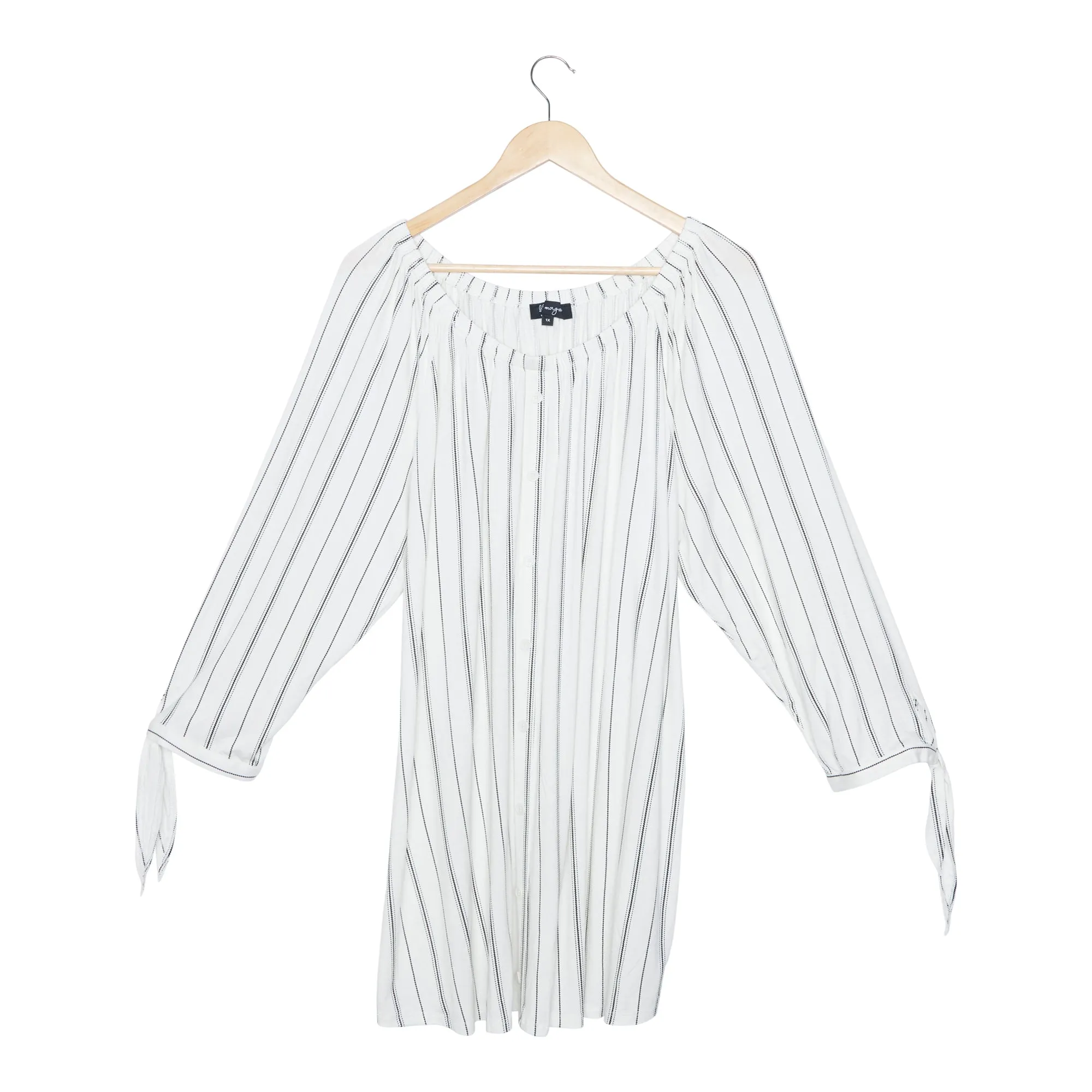 lily morgan Women's Plus Urban Chic Off The Shoulder Top sold by Giant Tiger product image thumbnail 4