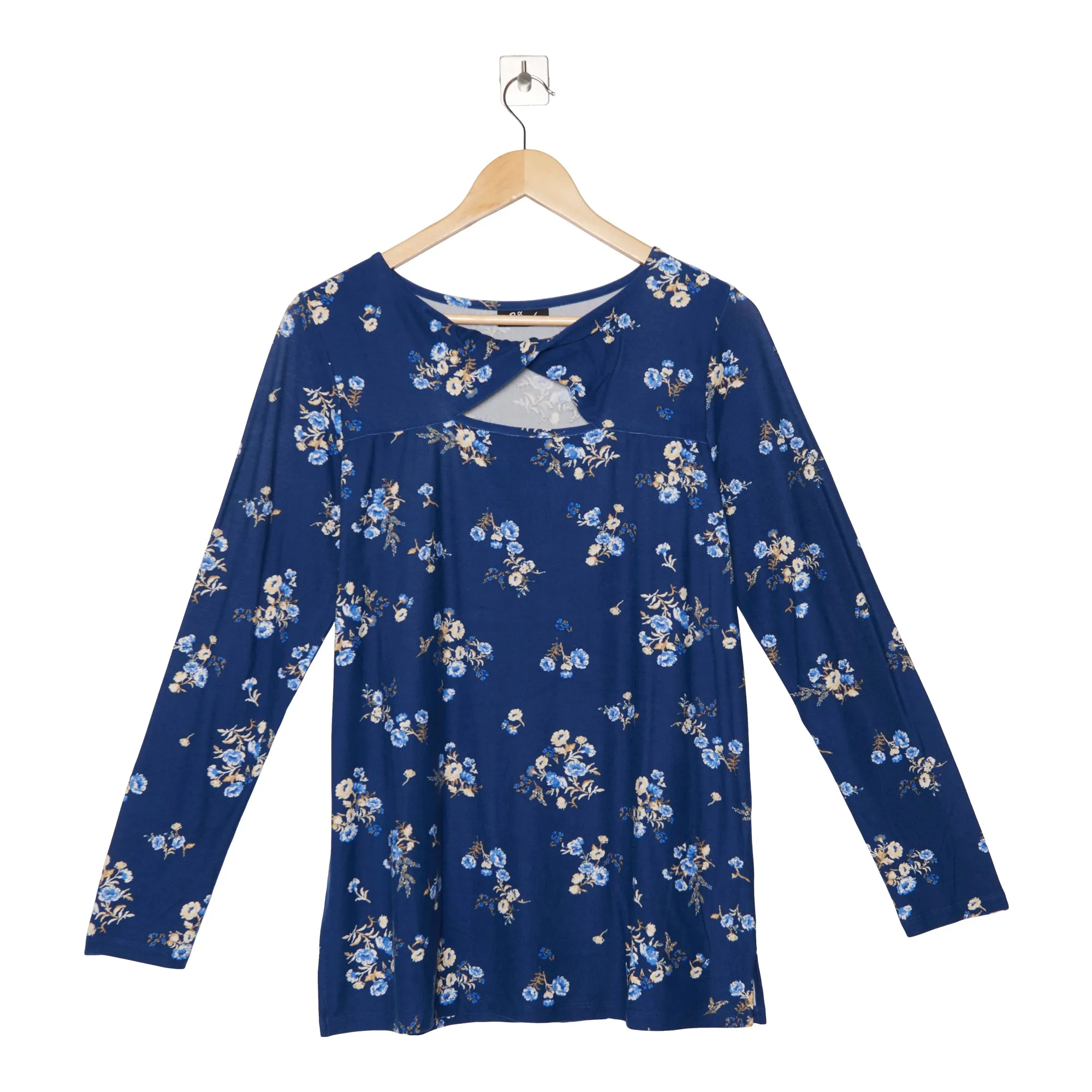 Women's Printed Long Sleeve Twist Neck Top sold by Giant Tiger product image thumbnail 2