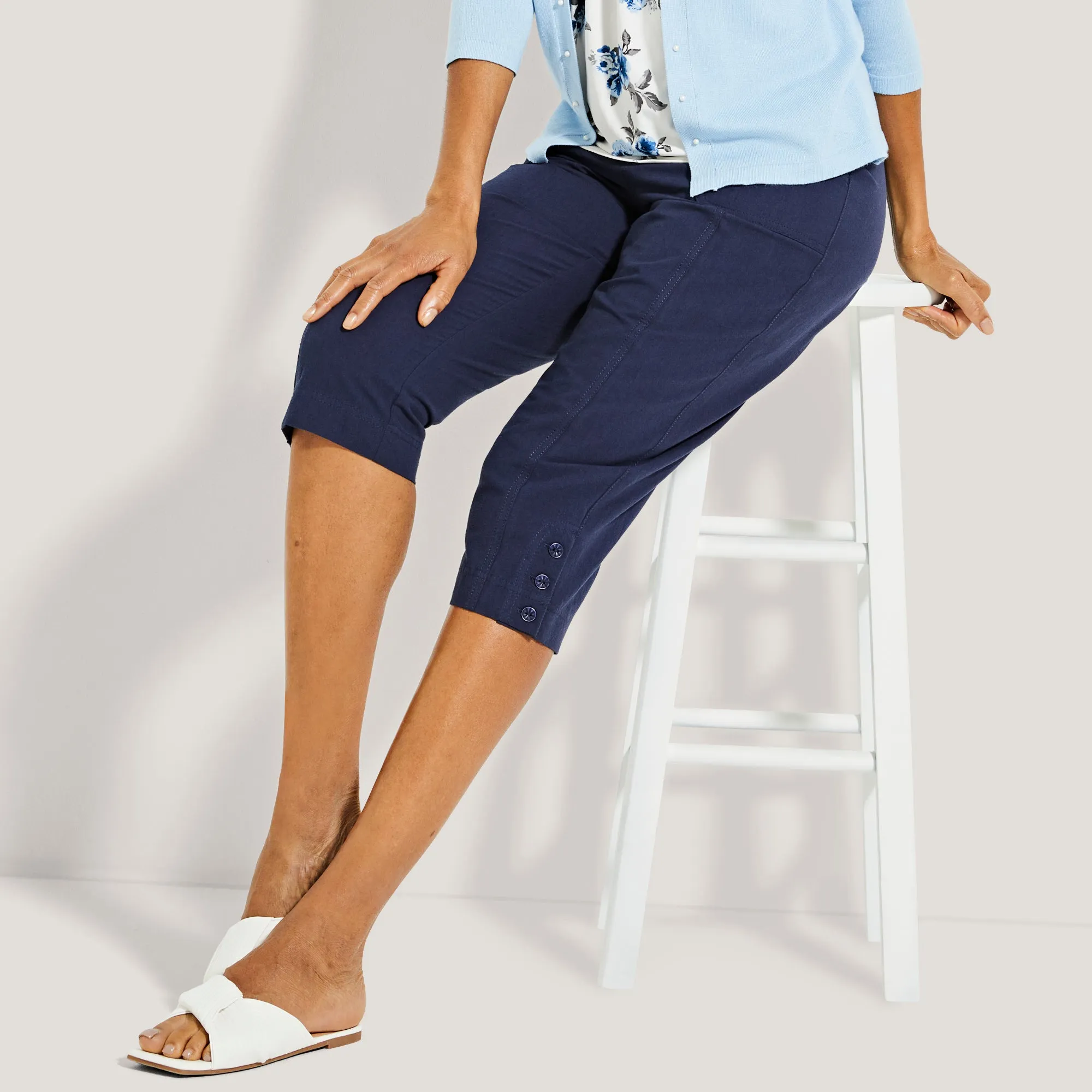 Classic Editions Women's Petite Crinkle Capris sold by Giant Tiger product image thumbnail 3