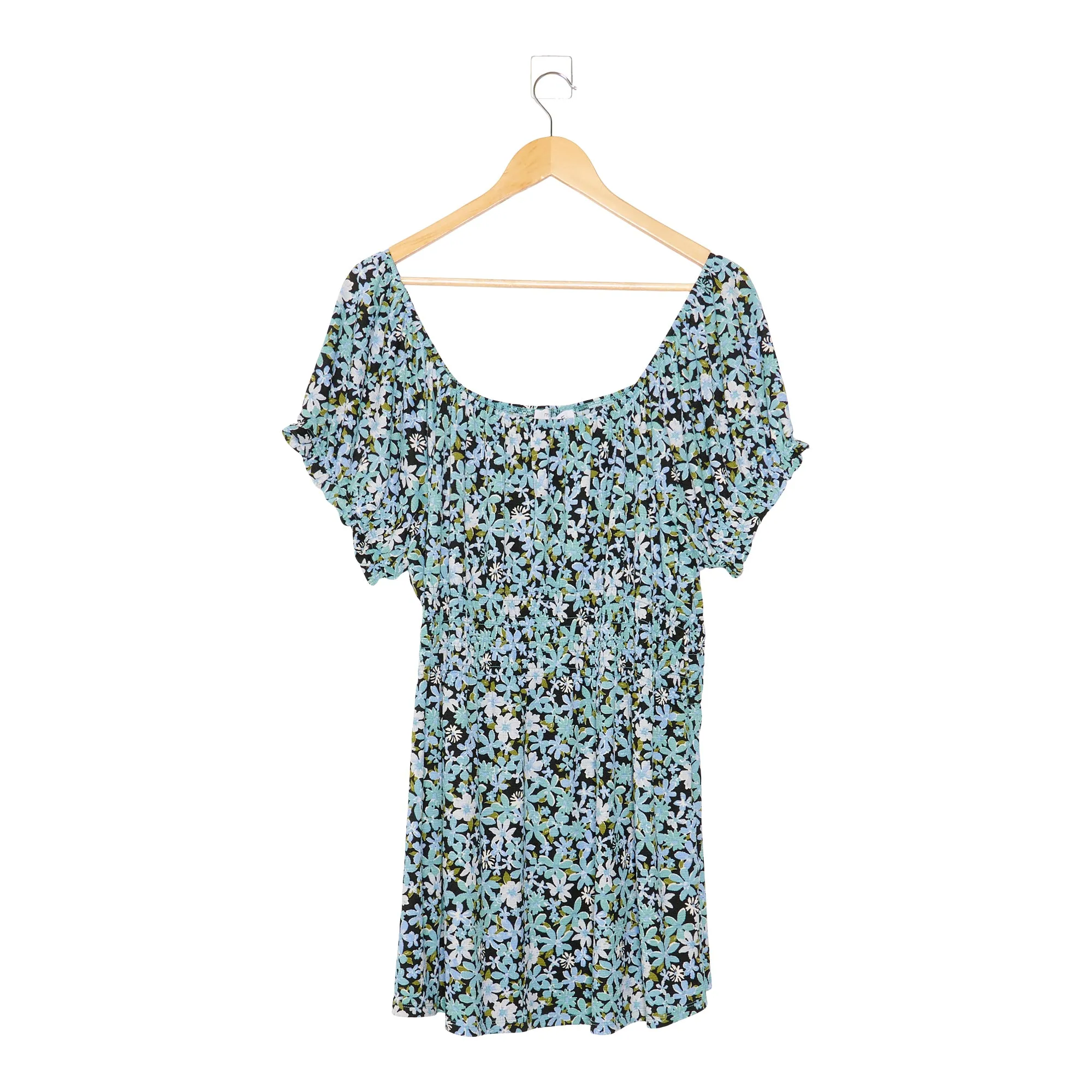 mySTYLE Women's Plus Cool Comfort Printed Eyelet Top sold by Giant Tiger product image thumbnail 4