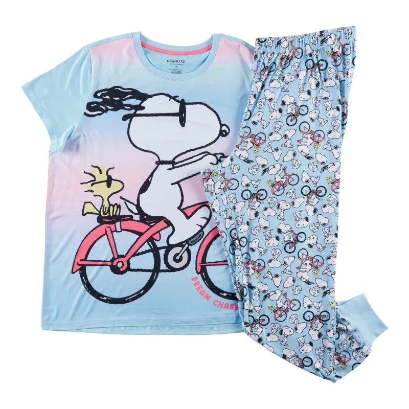 Women's Plus Licensed Crew Neck Family PJ Set, 2-Piece sold by Giant Tiger