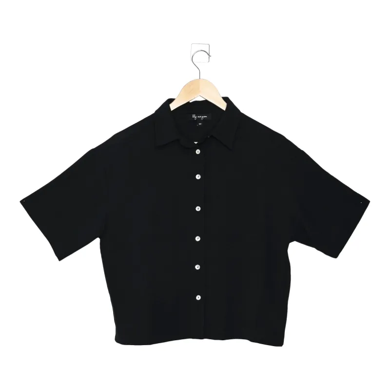 lily morgan Women's Black and White Cropped Shirt sold by Giant Tiger