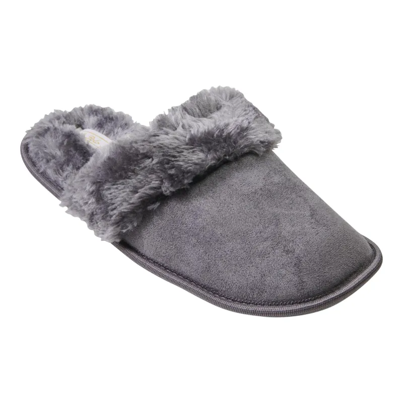 U.S. Polo Women's Plush Slippers - S-XL sold by Giant Tiger