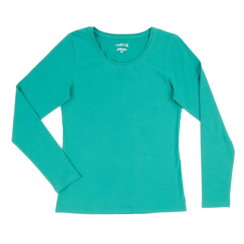 mySTYLE Women's Plus Scoop Neck Stretch Long Sleeve T-Shirt sold by Giant Tiger