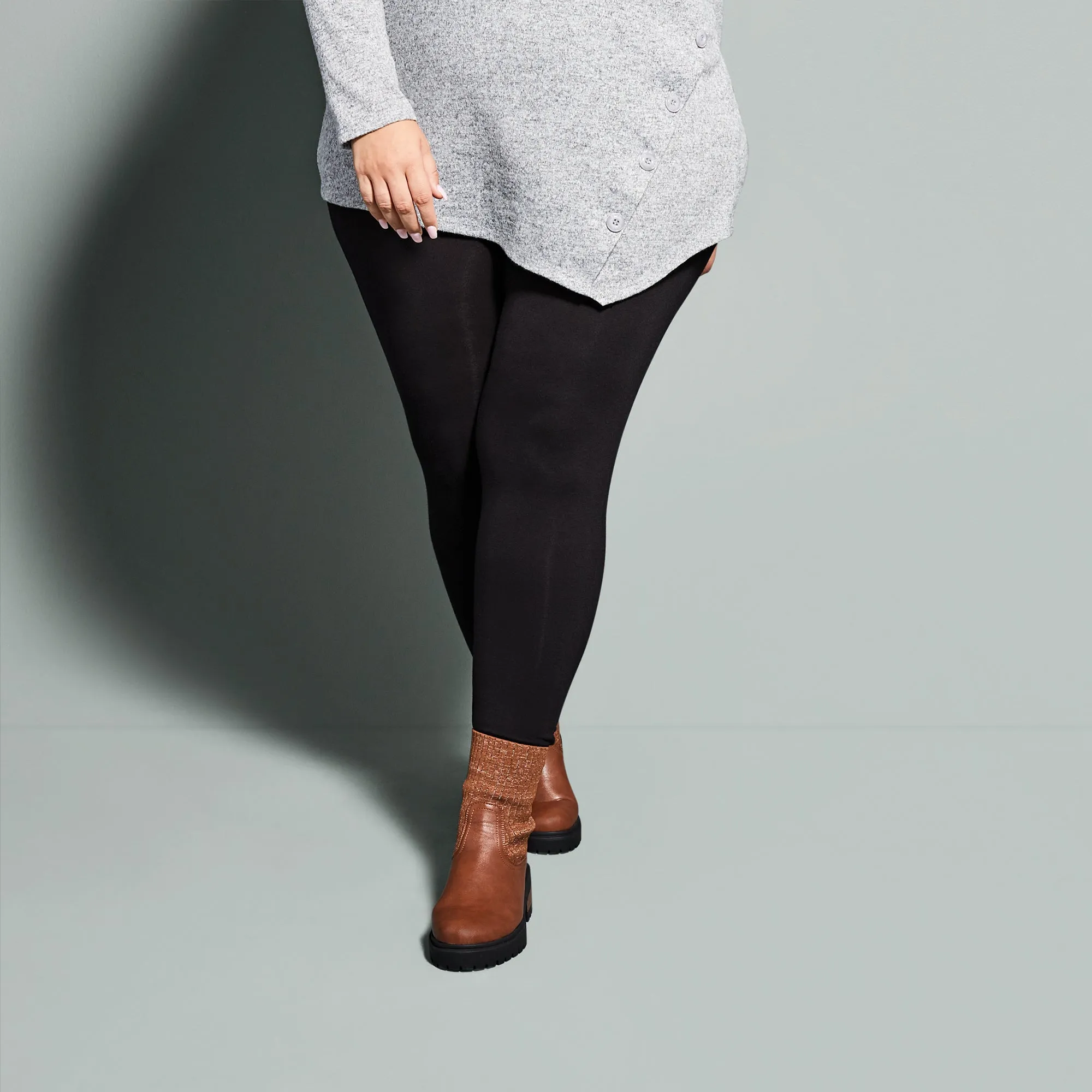 lily morgan Women's Plus Everyday Viscose Leggings, Black - 1X sold by Giant Tiger product image thumbnail 3