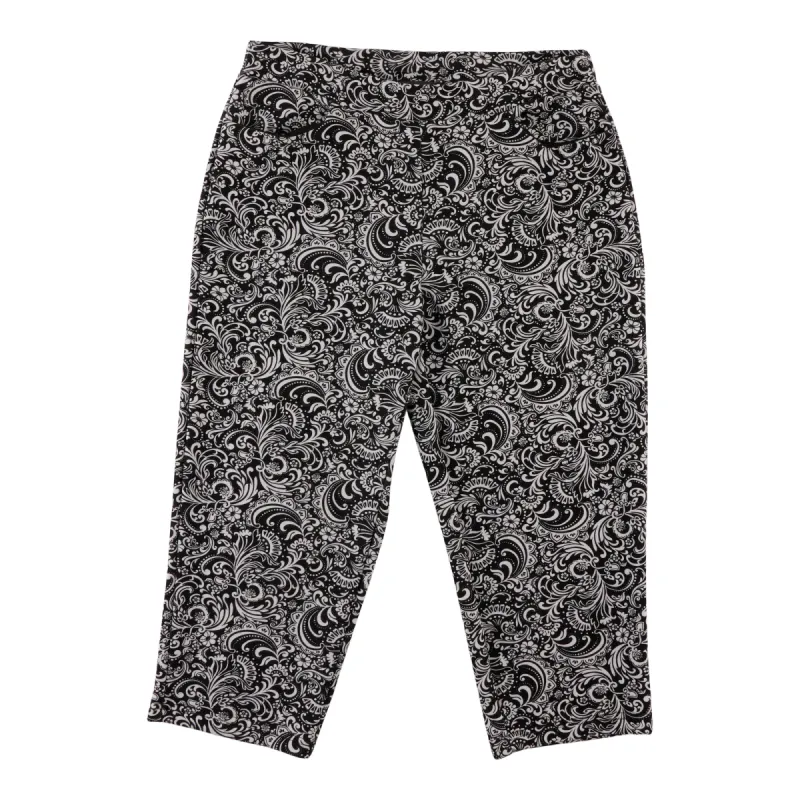 Classic Editions Women's Summer Look Printed Knit Capris sold by Giant Tiger