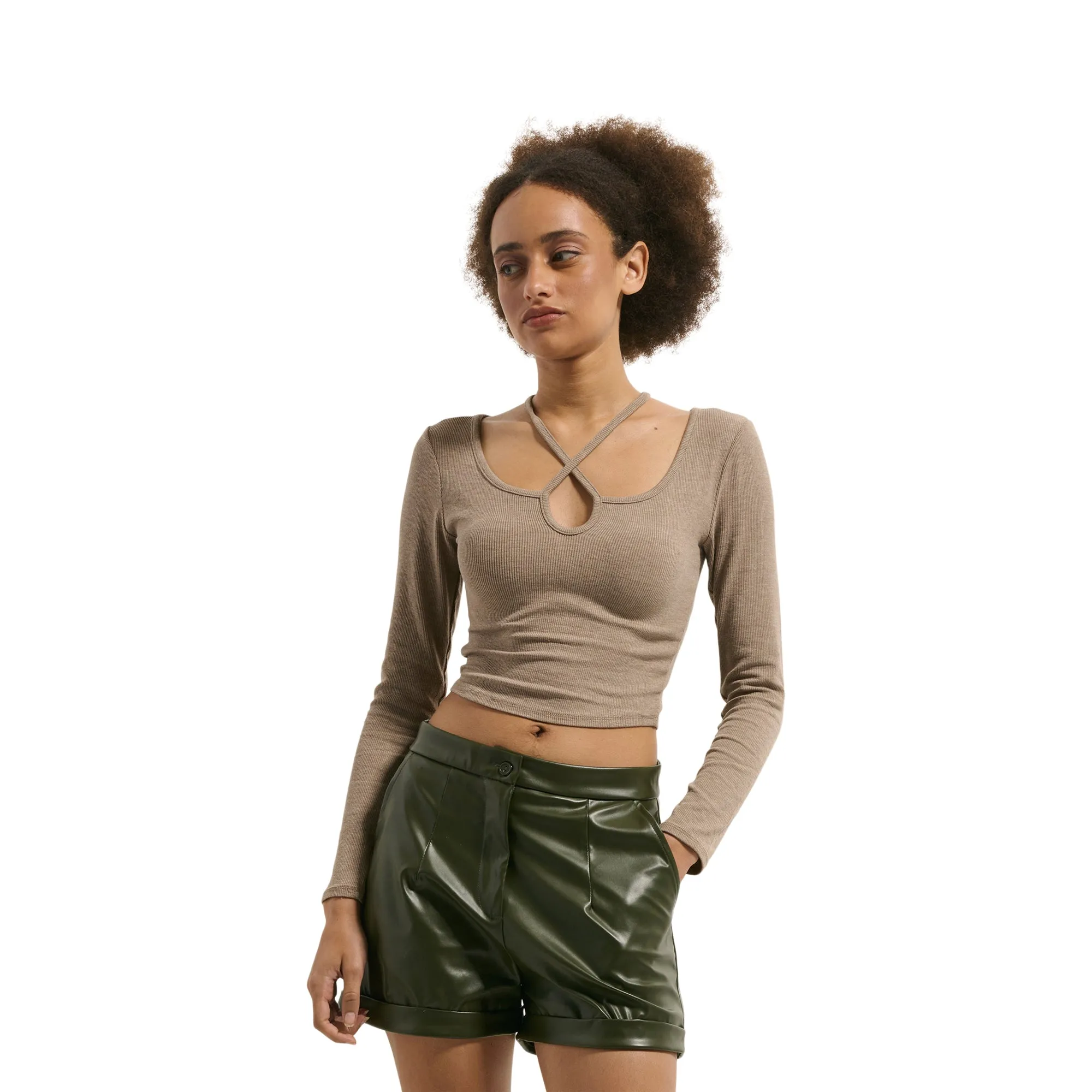 Women's Cropped Long Sleeve Keyhole Top sold by Giant Tiger product image thumbnail 3