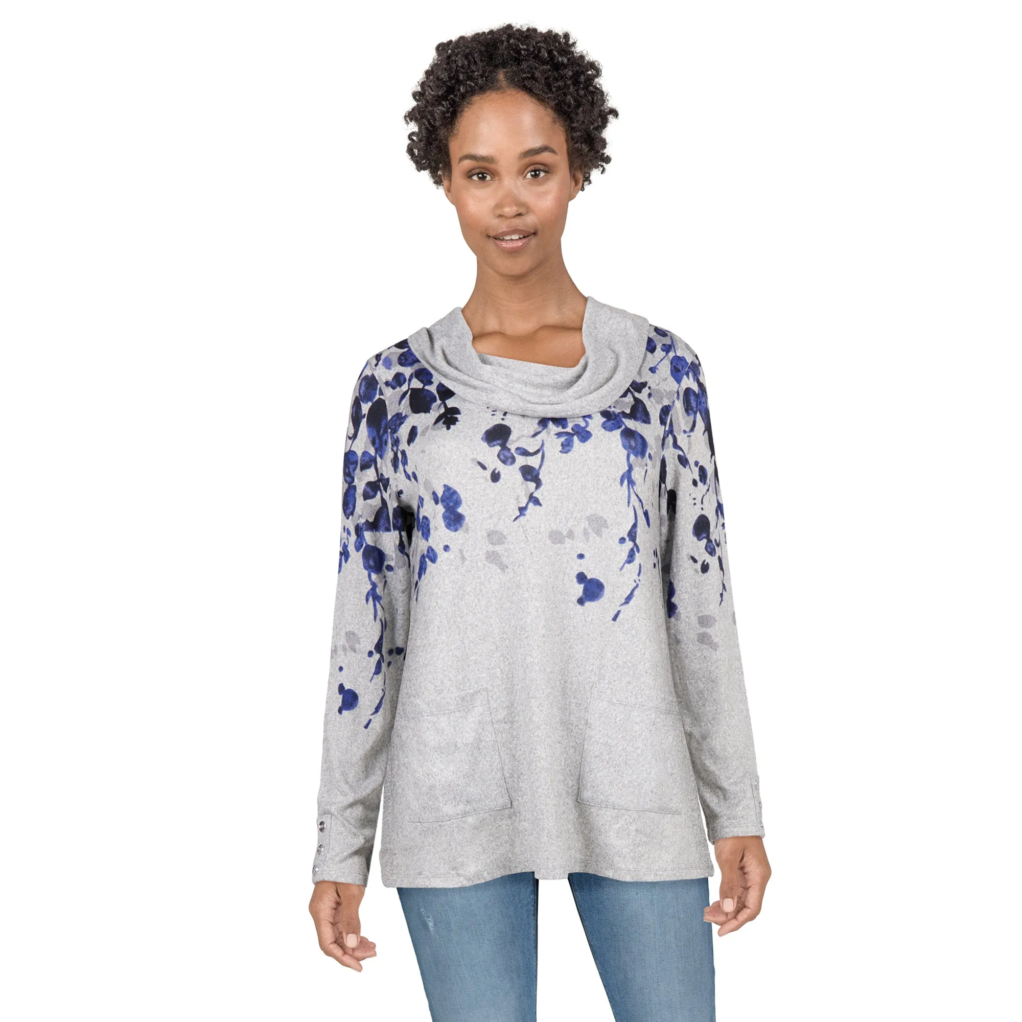 Classic Editions Women's Sweater with Pockets sold by Giant Tiger product image thumbnail 2