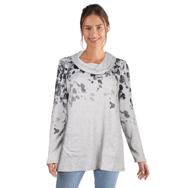 Classic Editions Women's Sweater with Pockets sold by Giant Tiger