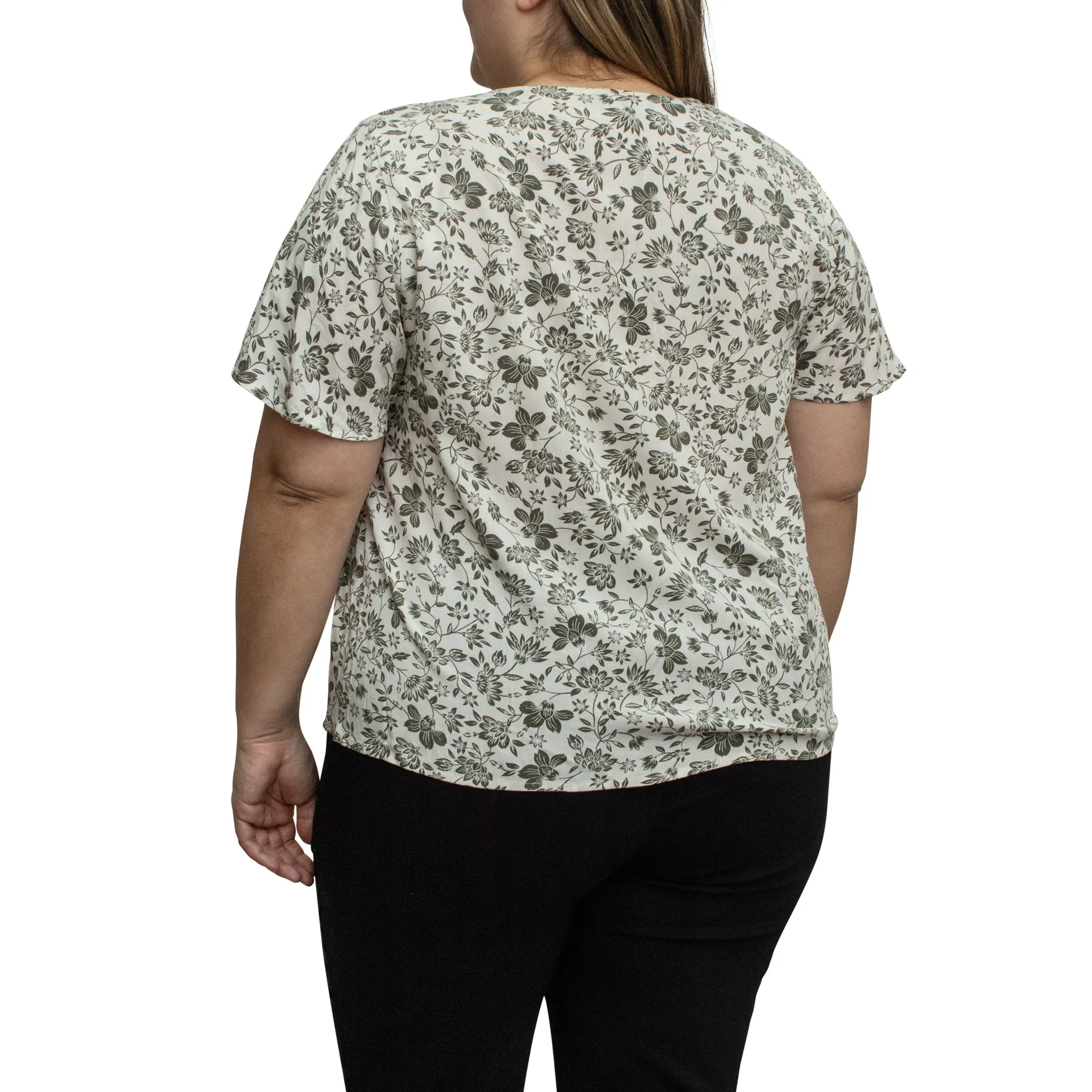 lily morgan Women's Plus Tie Front Top sold by Giant Tiger product image thumbnail 2